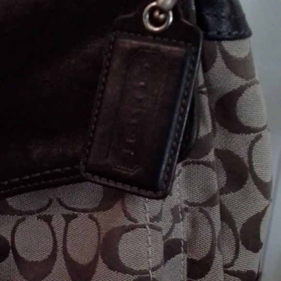 Coach Bag - Picture 2 of 4
